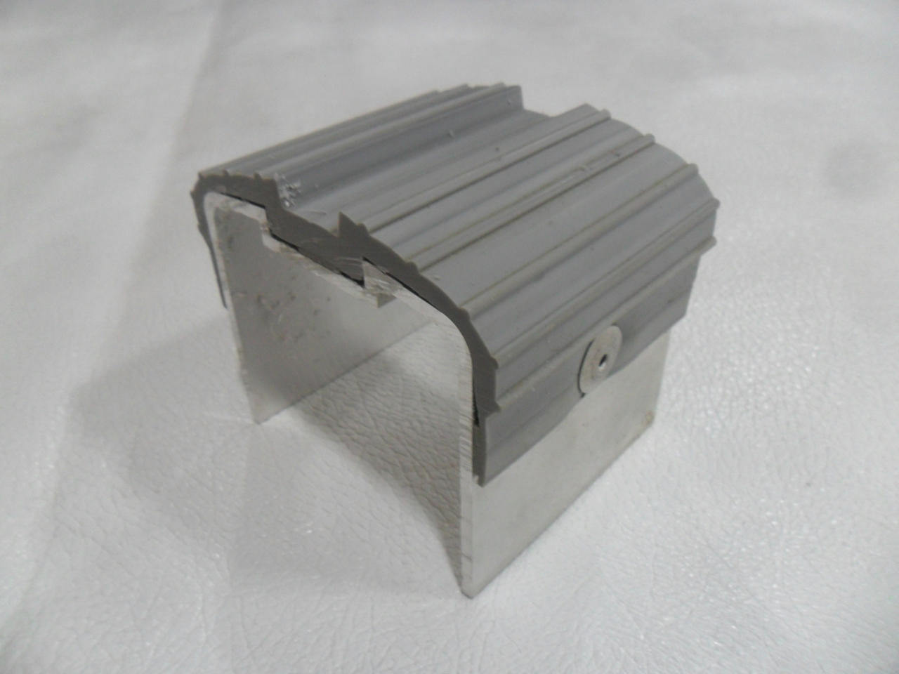 Aluminum/Rubber Bunk Sample