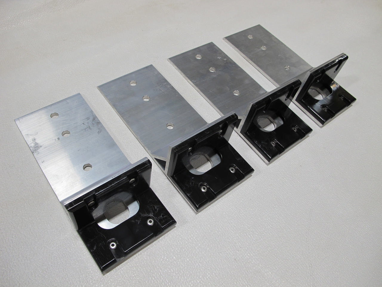 Hi-Lifter Bed Slide Bracket Bag (4)
