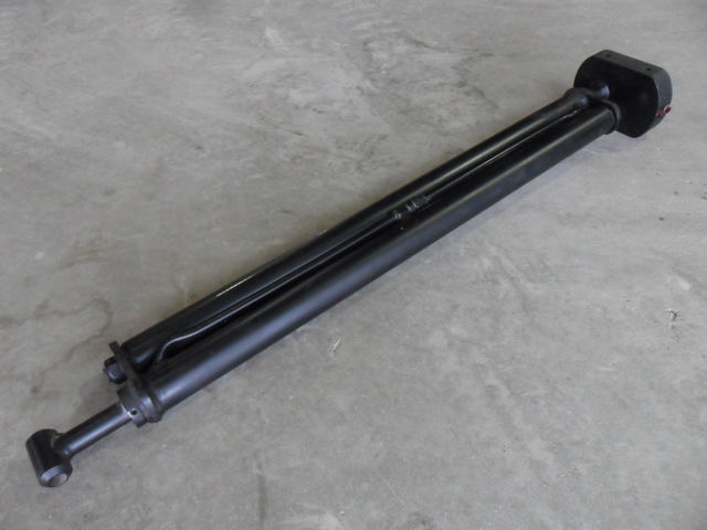 Cylinder (Inboard/Outboard Pontoon Legs)